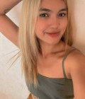 Fah  Site de rencontre femme thai Thaïlande rencontres célibataires 23 ans